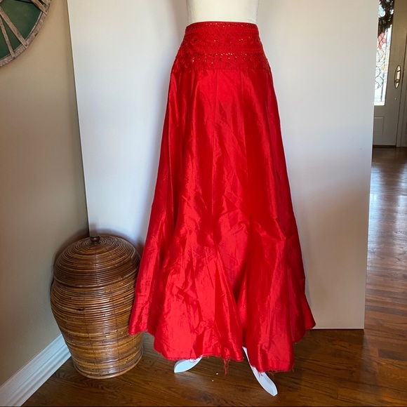 Free People One Party Red Maxi Skirt SZ 4 - Picture 4 of 8